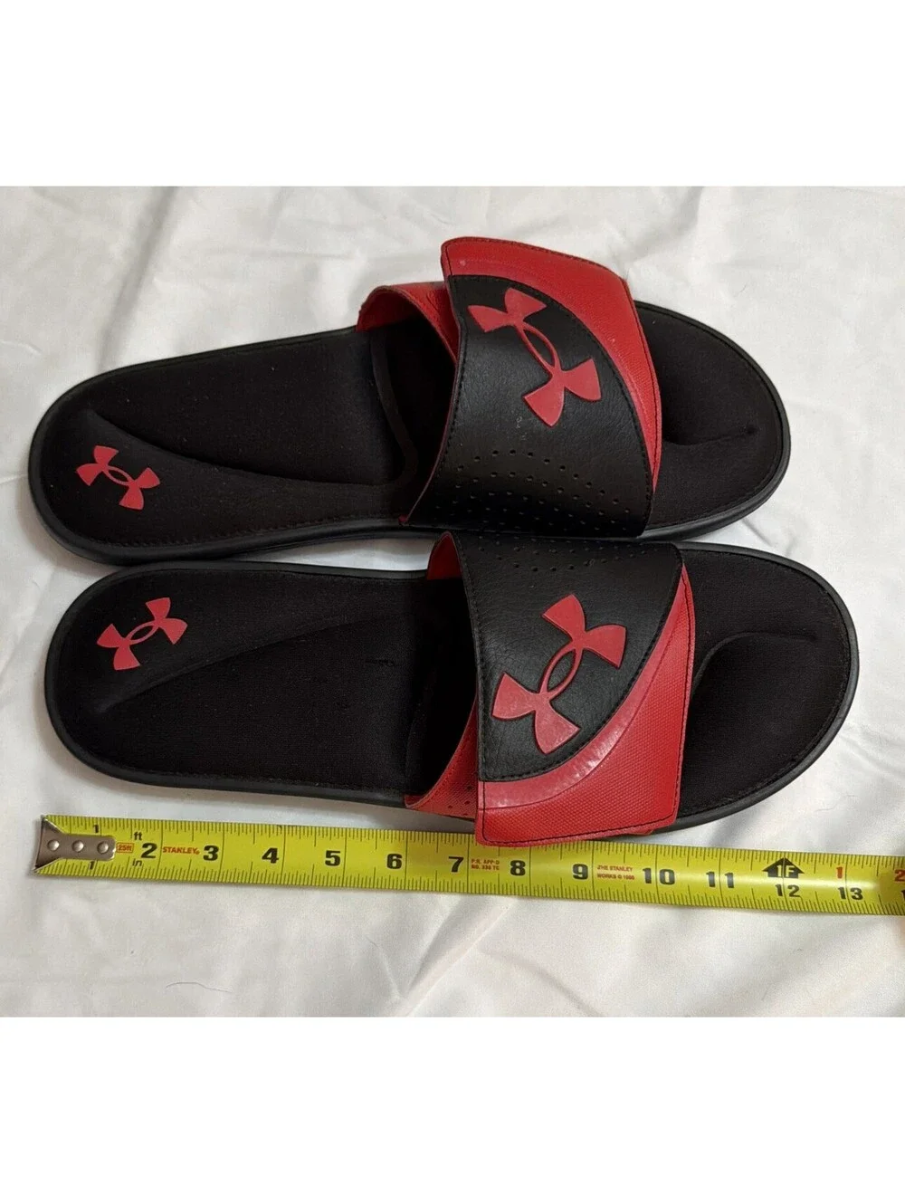 Under Armour Black Red Slides Sandals Mens sz 15 Shoes Adjustable Soft